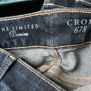 The limited denim crop 678 size 4 jeans